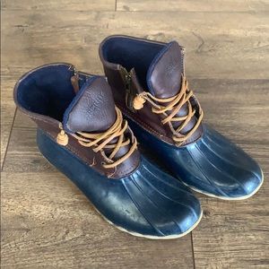 Sperry rain boots